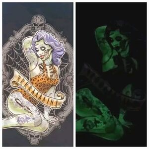 Mens Tee Glow In The Dark Sexy Zombie Woman Zombie Corpse Skulls Tattoo Spider